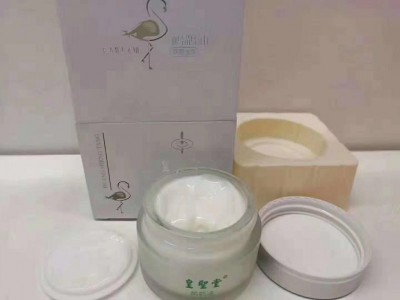 鸸鹋油厂家底价代理招商，鸸鹋油定制代加工