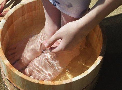 怎么去脚气脚臭 六种办法能让你快速去脚气