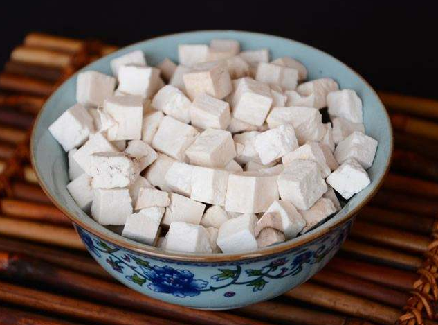 茯苓功效与作用及食用方法有哪些