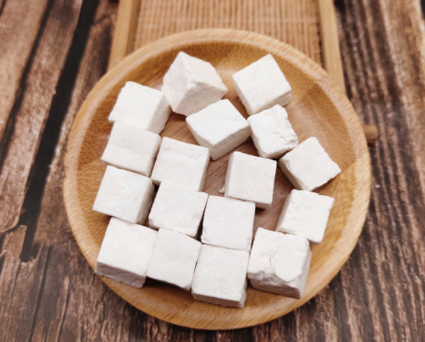 白茯苓的药用价值