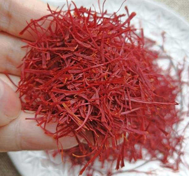 藏红花和黑枸杞泡水喝有什么好处