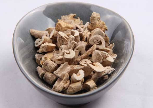 白鲜皮的药用价值是什么呢