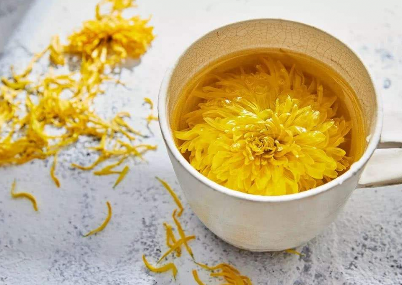 高血压怎么办 这些菊花食疗防治高血压