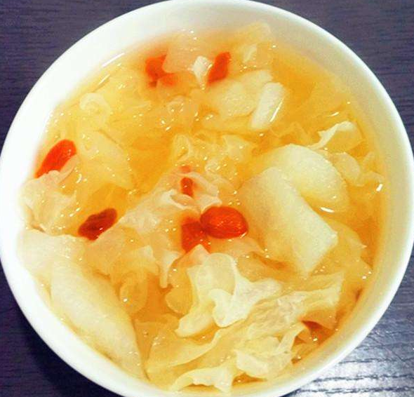 夏日喝六款汤 身体毒素通体排出