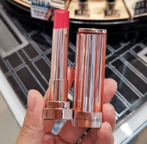 美宝莲化妆品有哪些