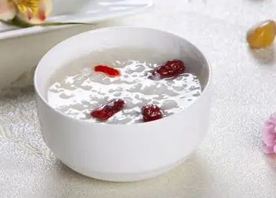 解析吃什么可以快速美白