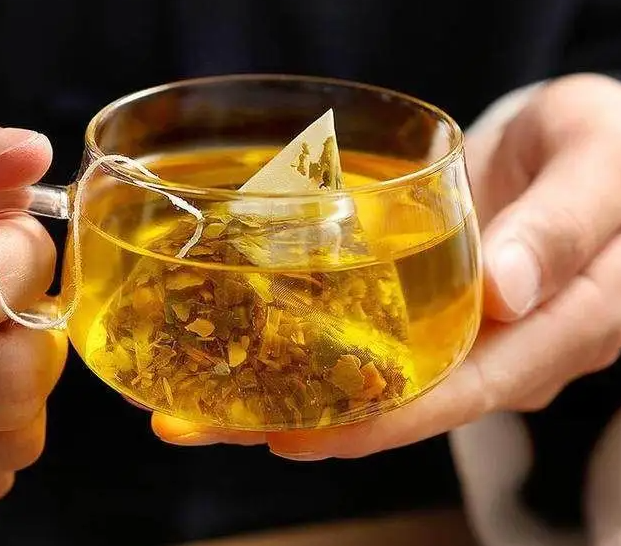 吃西瓜减肥法是什么 给大家列出几款减肥食谱供参考