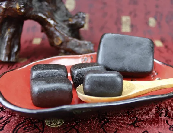 鹿胎膏能治疗月经不调吗？鹿胎膏治疗月经不调怎么吃？