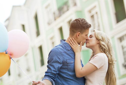 导致男人性功能减退原因是什么？男人应该怎样才能增强性功能？