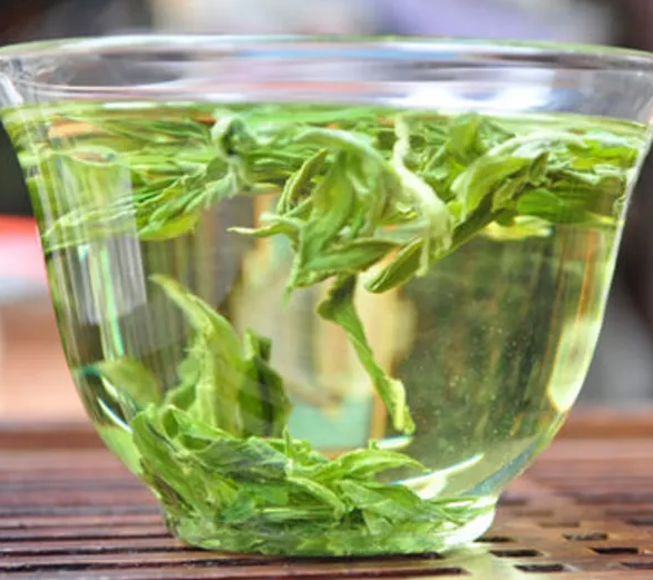 荷叶茶真能减肥吗?荷叶茶减肥的功效是什么?