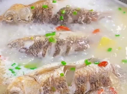 九款低热量减肥食谱,让你荤素搭配依然瘦