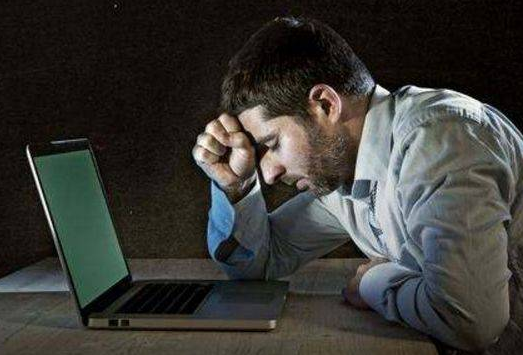 越晚睡越容易长胖？盘点熬夜的危害