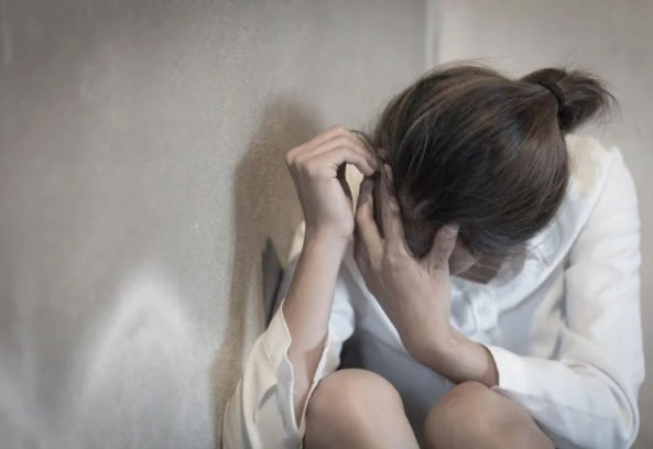 造成女性阴道脱垂的原因是什么 这些因素容易导致女性阴道脱垂