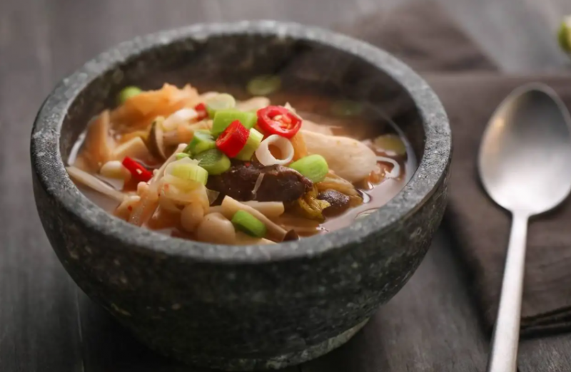 吃什么减肥最有效 美味蔬菜汤7天灭掉10斤肉