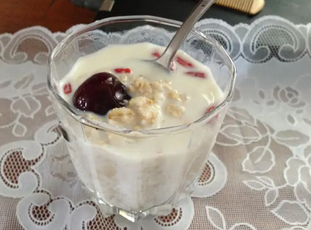多吃燕麦减肥快 2款燕麦减肥食谱吃出健康好身材