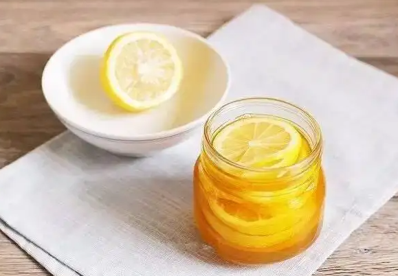 夏季柠檬减肥食谱 让你每周减肥五磅不是一个梦