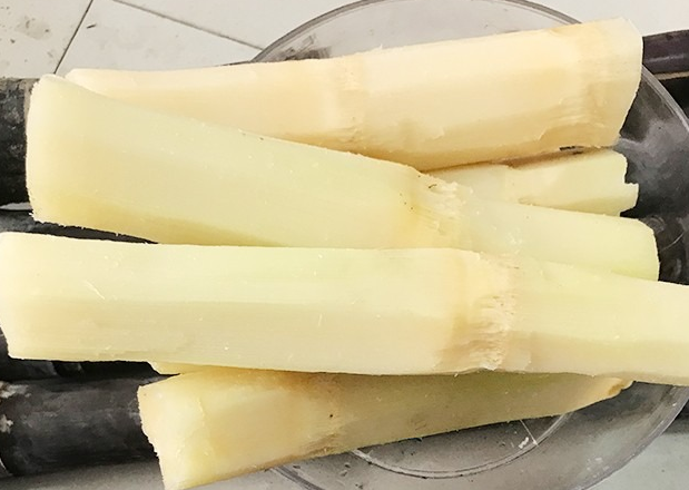 吃甘蔗会上火吗 吃甘蔗的功效与作用