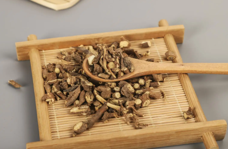 柴胡有哪些功效与作用 柴胡能治什么病