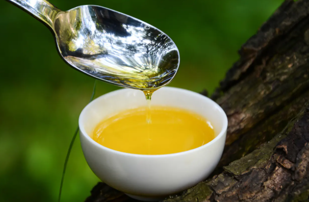 山茶油的功效与作用 喝山茶油的好处有哪些