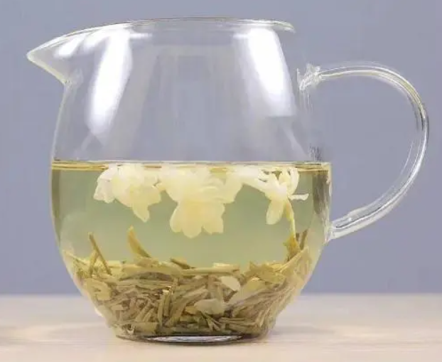 茉莉茶的功效与作用 茉莉花茶是热性还是凉性