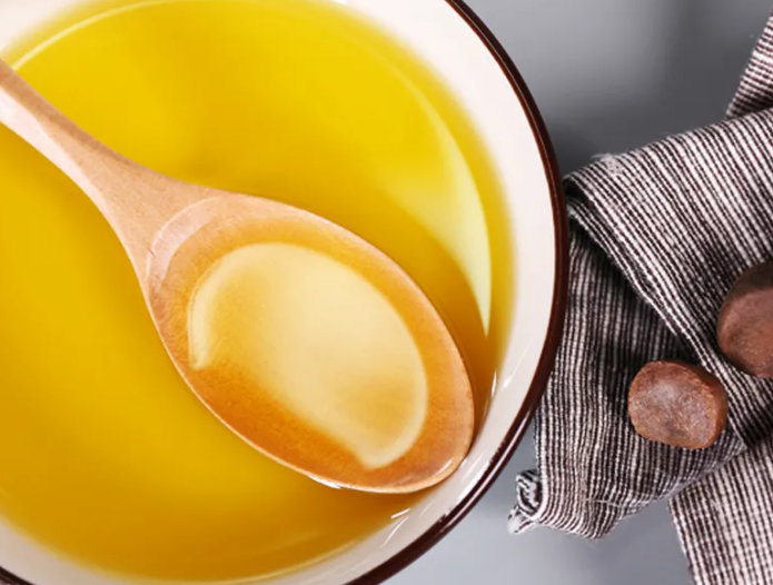 山茶油的功效与作用是什么?山茶油和茶籽油有什么区别