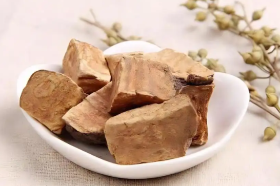 生何首乌的功效和作用 生何首乌的正确吃法是什么？