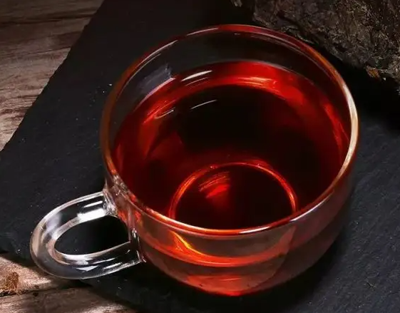 黑茶的功效与作用 黑茶泡脚能天天泡吗