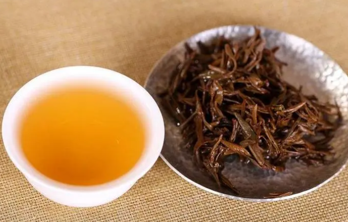 金骏眉茶的功效与作用 金骏眉对胃有没有影响