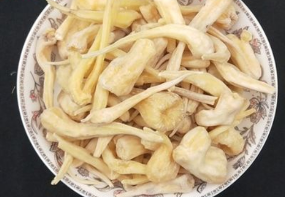 峨参的功效与作用 峨参可不可以泡酒