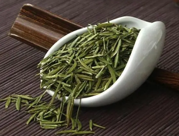 松针茶的功效与作用 哪些人不适合吃松针茶