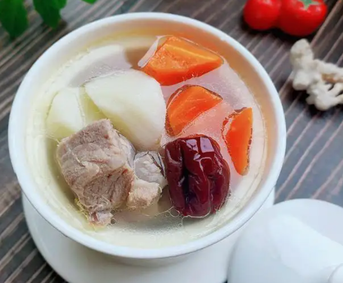 淮山汤的功效与作用 淮山和什么一起煲汤对脾胃好