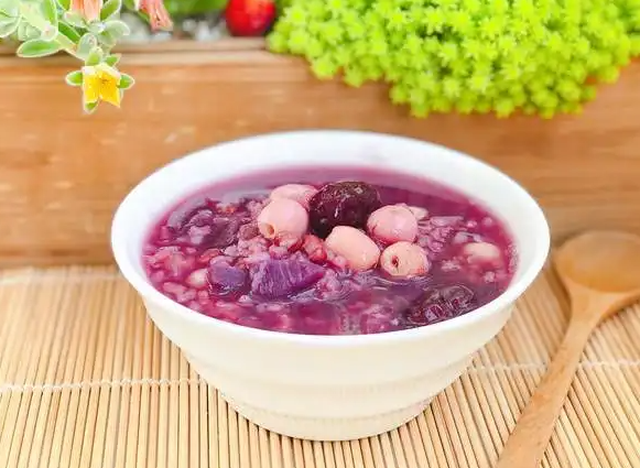 红豆紫薯粥的做法 红豆紫薯粥的功效
