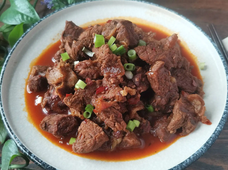 牛肉有何营养功效 牛肉的热量高吗