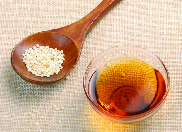 芝麻油的作用与功效 芝麻油上火吗