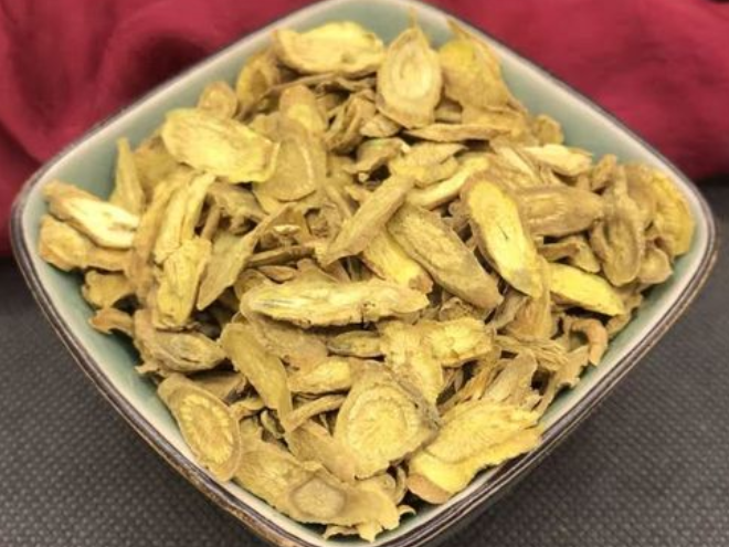 生黄芩的功效与作用？炒黄芪和生黄芪的功效与作用是什么