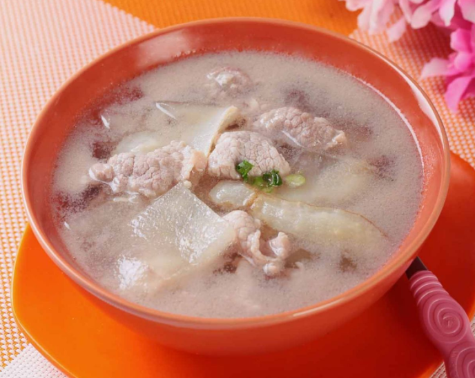 冬瓜瘦肉汤的功效与作用 冬瓜肉片汤的热量是多少？