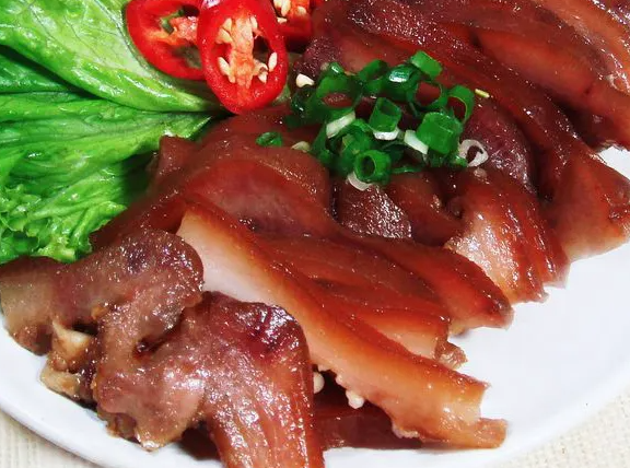 猪头皮的功效与作用 猪头肉怎么挑选