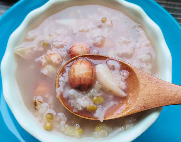 莲子绿豆粥的功效 绿豆莲子粥孕妇能吃吗