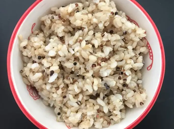黎麦饭怎么做好吃 黎麦饭的家常做法教程