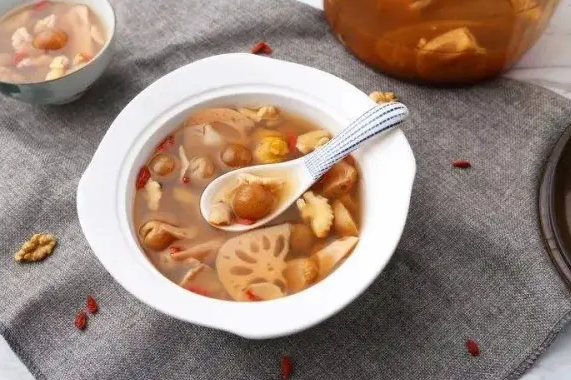 三元汤的功效与作用 冬季喝三元汤暖身子