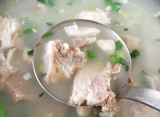 羊肉汤的功效 女人喝羊肉汤的好处