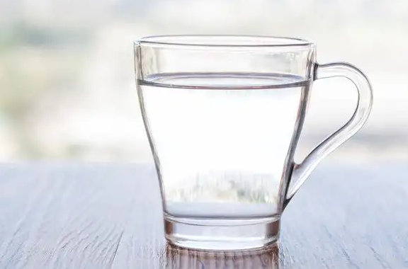 盐水的功效与作用 盐水可以解酒吗？