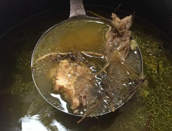 艾根煲汤的功效与作用 艾根和什么一起煲汤好