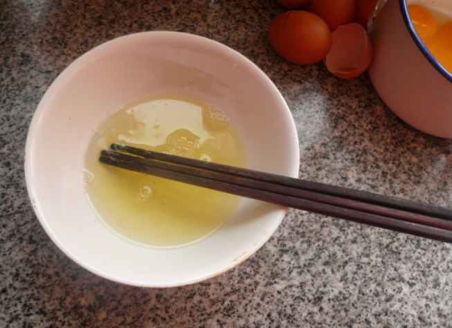鸡蛋清的功效与作用 鸡蛋清的药用价值