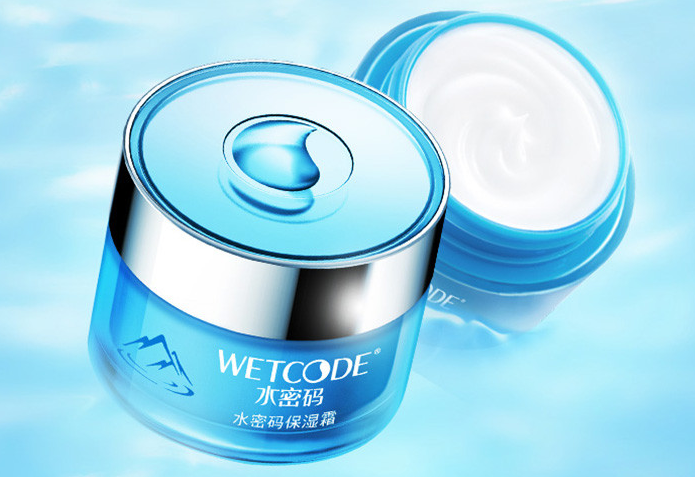 保湿霜怎么用 保湿霜的正确使用的方法