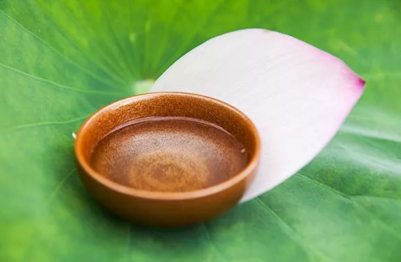 莲子怎么泡酒? 莲子酒适合哪些人?