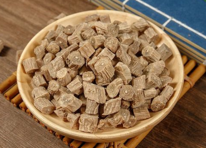怀牛膝的功效与作用 怀牛膝的功效与作用及食用方法