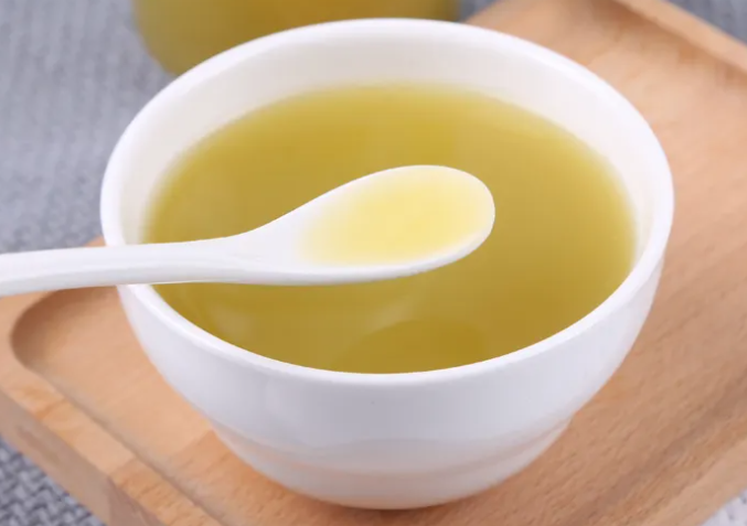 甘蔗水的功效与作用 喝甘蔗煮水有什么作用
