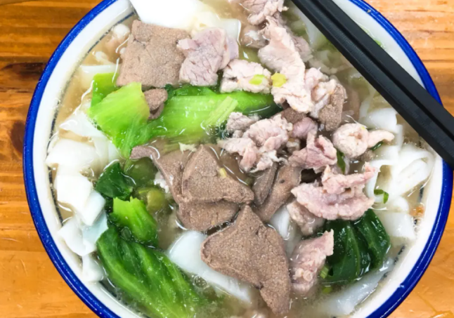 猪杂汤的作用与功效(猪杂汤的功效与作用禁忌)