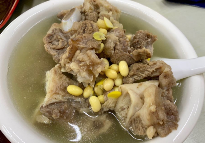 猪头骨的功效与作用是什么 吃猪头骨汤好不好
